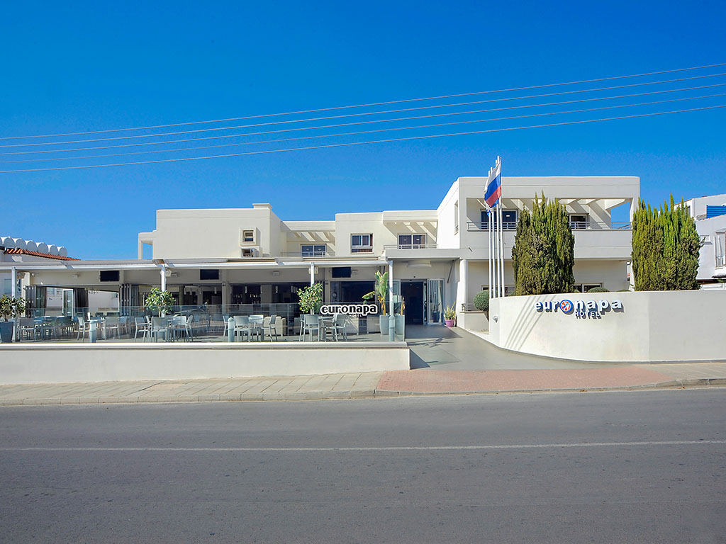 Restauranten og hovedinngangen